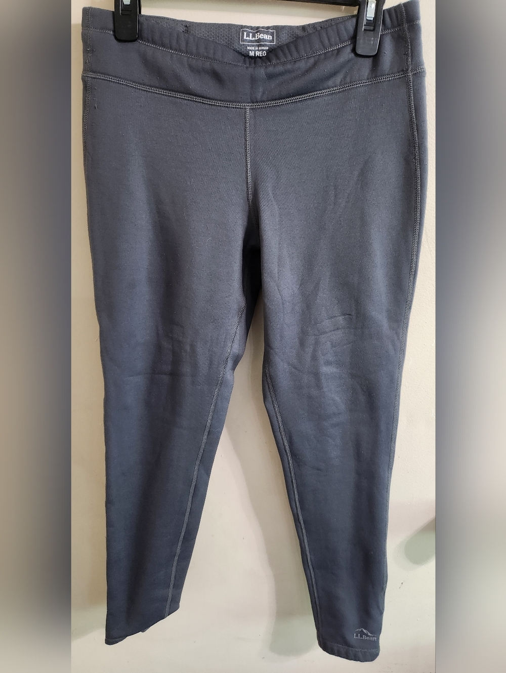 L.L. Bean Dark Gray Insulated Primaloft Cold Weather Leggings Size: Med Reg USED